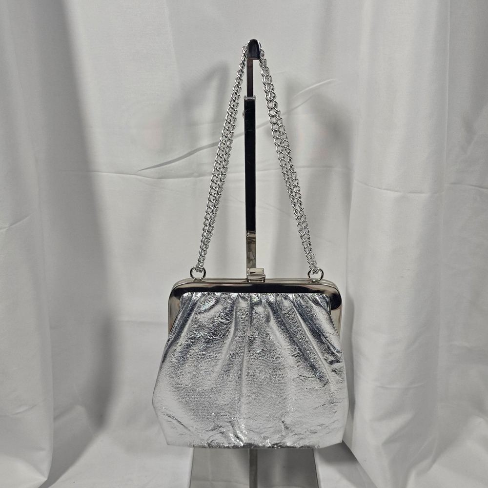 Vintage Silver Metallic Evening Clutch Chain Strap Pleated Frame Formal Bag